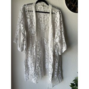 Umgee Women's M Ivory Floral Lace Beachy Caftan